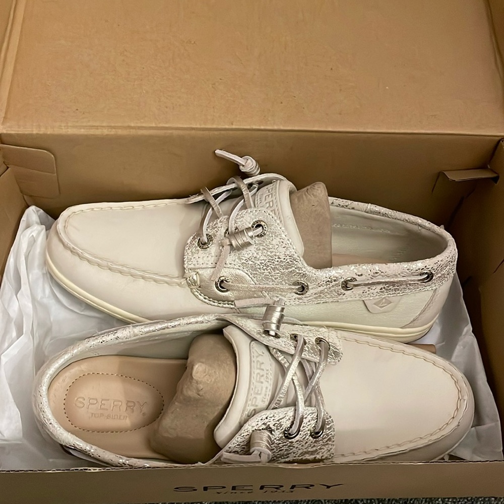 Sperry Top Sider Songfish Off White Boat Shoes